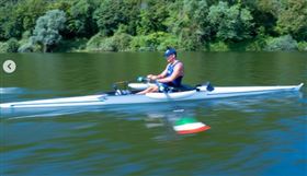 帕運男子PR1單人雙槳賽艇銅牌得主義大利選手佩里尼，被發現攜帶手機遭取消銅牌資格。（圖／翻攝自佩里尼IG）