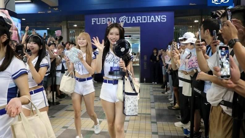 中職啦啦隊吹韓流　能養成下一個李多慧？