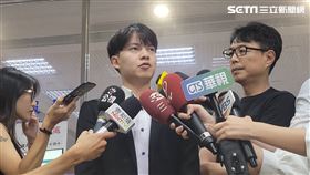 ▲彭振聲的委任律師何勖愷遞出抗告狀，強調會以充分理由向法院說明無羈押原因及必要。（圖／記者楊佩琪攝）