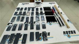 刑事局南打掃蕩黑幫經營假投資詐欺集團，14名犯嫌落網。（圖／刑事局提供）