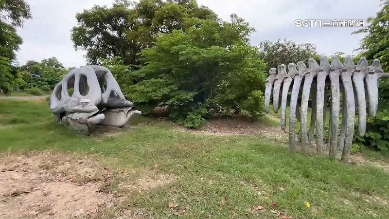 公墓旁「廢墟公園」添驚悚　民眾壯膽夜遊