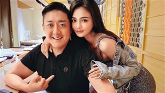 貴婦版大S誇張行徑公開　尪痛揭離婚真相