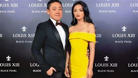 夏黃廉盈（右）和夏天倫（左）常出席各大場合。