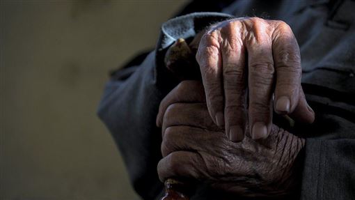 忘出門運動：流浪3天已沒用了！警悲吐1句