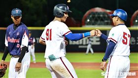 ▲亞洲U18青棒錦標賽，台灣隊指定打擊柯敬賢獲得觸身球保送。（圖／記者劉彥池攝影）