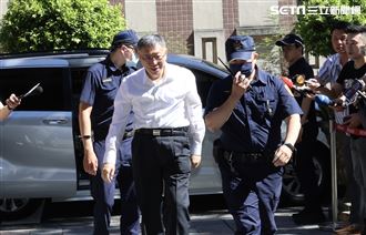 重開羈押庭！柯文哲達台北地院笑著進法庭