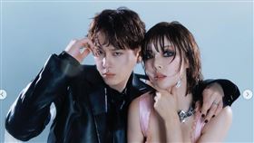 泫雅、龍俊亨。（圖／翻攝自泫雅IG）