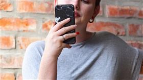 智慧型手機 手機竊聽 iPhone  示意圖／unsplash