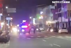 苗栗高鐵站傳槍響！圍捕衝撞警開6槍（圖／翻攝畫面）