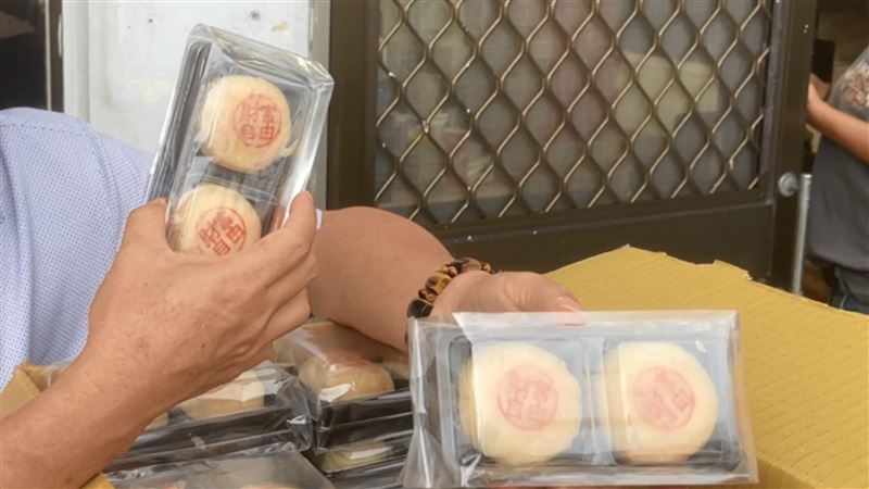 1萬顆綠豆椪遭棄單　業者PO網結果太暖心