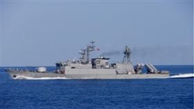 ▲海軍錦江級巡邏艦「高江」軍艦（PGG-609）昨天（5日）下午，返回左營港時，船體不慎碰觸砂壩。（圖／翻攝自中華民國海軍全球資訊網）