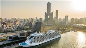 國際郵輪接力到高雄港高雄市觀光局3日表示，國際郵輪近期接連停靠高雄港，預計帶動可觀的郵輪觀光消費。（台灣港務公司提供）中央社記者蔡孟妤傳真  112年7月3日