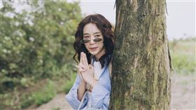 温貞菱演活八大《妳是我的姐妹》裡善良逗趣的妹妹。（圖／八大提供）