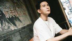 徐正溪無預警退出演藝圈。（圖／翻攝自徐正溪微博）