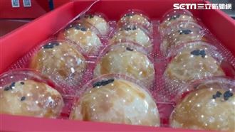 搶末2盒蛋黃酥爆口角　在地人：因太好吃