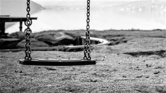 約女網友逛公園竟突將人拖入公廁性侵