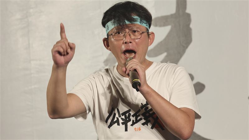 政治粉專：未來，我們都要謝謝影帝黃國昌