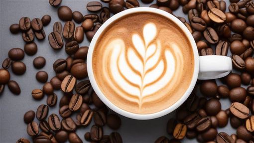 睡前6飲食地雷！這食物竟比咖啡還醒腦