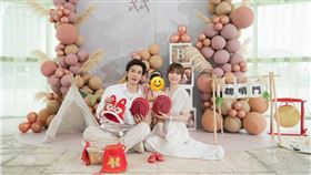 許維恩（右）和王家梁（左）婚後育有一女。（圖／翻攝自許維恩IG）