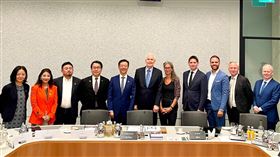 荷蘭新國會接待台灣立法院訪問團。（圖／翻攝自立法委員林楚茵臉書）