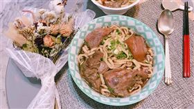台中,牛肉麵,百里香牛肉麵,歇業,熄燈（圖／翻攝百里香牛肉麵臉書）