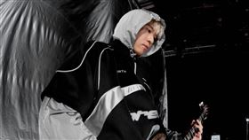 周湯豪（圖／環球音樂提供）