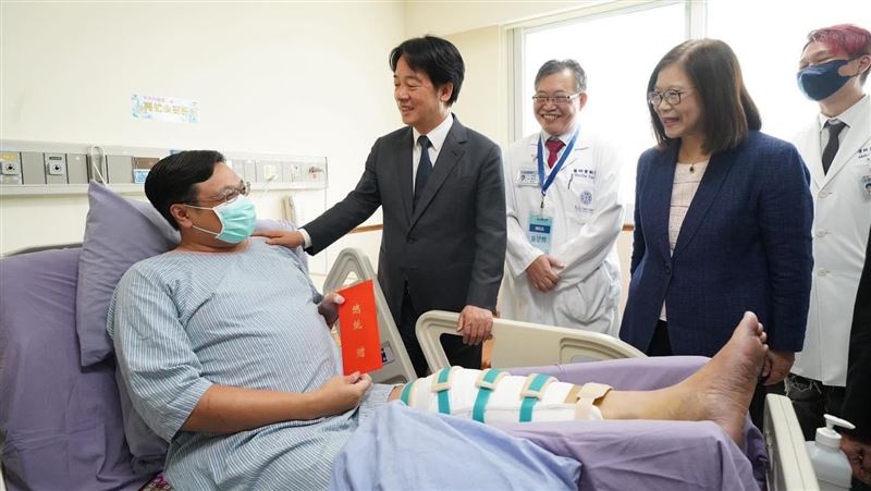 飛官奇蹟生還！幕後功臣是他　病床上指揮