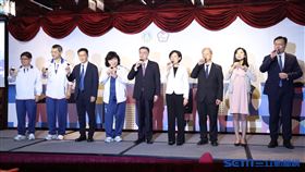 政院特地於11日舉辦代表團返國感恩餐會，慰勉選手的精彩表現以及後勤支援團隊的辛勞，卓榮泰院長、教育部張廖萬堅次長、體育署鄭世忠署長、代表團穆閩珠團長等共同出席。（圖／記者蔡厚瑄攝影）