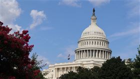 美國國會大廈美國眾議院「中國週」12日落幕，這4天連番通過多項涉及中國或台灣的法案，包括支持台灣全面參與世衛的修正案。圖為美國國會大廈。中央社記者鍾佑貞華盛頓攝 113年9月13日