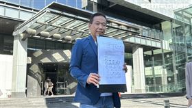 鍾小平公布「光頭200萬」真相。（圖／記者詹宜庭攝影）