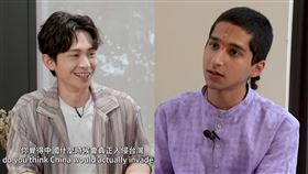 博恩、印度神童阿南德。（圖／翻攝自曾博恩YouTube）