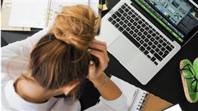 網友表示自己經常被雇主當成傭人使喚。（示意圖／翻攝Pexels）