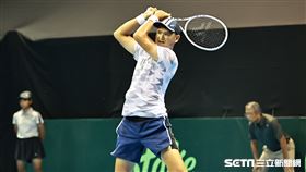 ▲台維斯盃網球賽台灣對波赫，第2點單打吳東霖。（圖／記者劉彥池攝影）