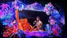 周杰倫深圳舞台華麗又夢幻（圖／翻攝_MANHUAN微博）