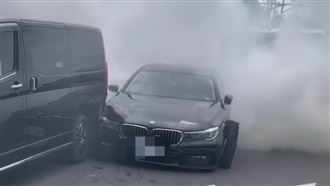 新／新北BMW男撞爛多車竟烙跑　爆胎遭逮
