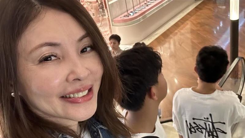 何如芸兒突「感謝爸媽離婚」她心聲全說了