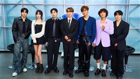 男團選秀SCOOL台韓導師全體亮相(左起導師婁峻碩、導師YUJU、導師銀赫、MC利特、導師羅志祥、歌唱指導李洪基、舞蹈指導崔容俊)。（圖／天空娛樂提供）