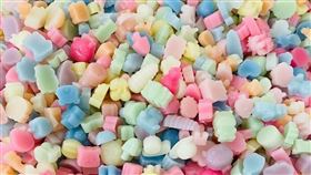 蠟瓶糖熱銷，真的可以吃嗎？（圖／翻攝自青島日報）