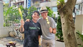 王偉忠、邱軍。（圖／翻攝自臉書、金星娛樂提供）