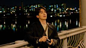 李棟旭、林秀晶《首爾單身日記》。（圖／車庫娛樂提供）