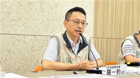 羅一鈞說明新冠疫情。（圖／記者簡浩正攝影）