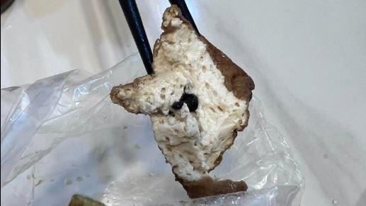 油豆腐包「生鏽黑鐵釘」險吞下　麵攤致歉