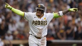 ▲馬查多（Manny Machado）單場雙響砲，參與1次「背靠背靠背」開轟。（圖／美聯社／達志影像）