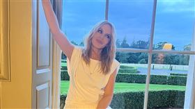 凱莉米洛（Kylie Minogue）宣布來台開唱。（圖／翻攝自臉書）