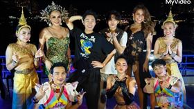 ▲展榮、展瑞（右）十分受泰國美女喜愛。（圖／MyVideo提供）