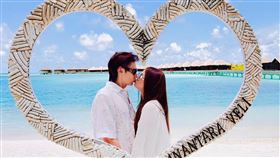 包偉銘和愛妻劉依純結婚9週年。（圖／翰森娛樂提供）