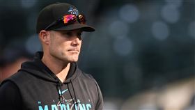 馬林魚主帥舒梅克（Skip Schumaker）在大谷翔平49轟聽牌時沒有選擇迴避他，而是希望球員能與他正面對決。（圖／美聯社／達志影像）