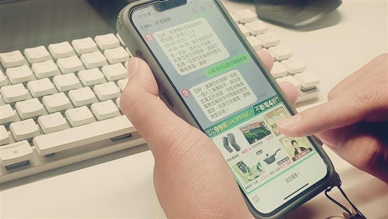 創造智能AI客服機器人 獲數位發展部認證