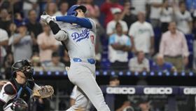 MLB,洛杉磯道奇隊,大谷翔平,邁阿密馬林魚隊,全壘打,50轟50盜,球迷,紀念球