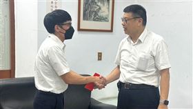 台鐵提供　杜微　站務員被掐